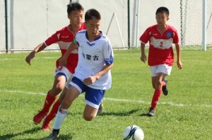 杏彩体育平台- 弗赖堡主帅获最佳教练，团队足球备受赞誉  